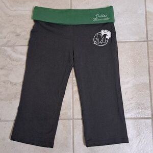 DALLAS MAVERICKS 47Brand small capri workout shorts